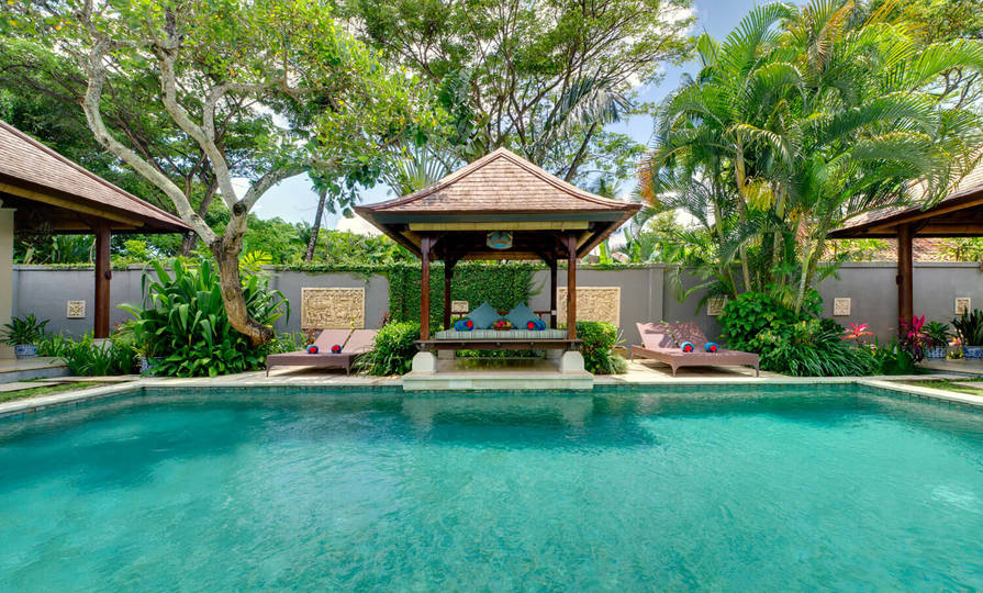 Exquisite 5-Star Luxury Retreat – Discover Bali Villa 1015