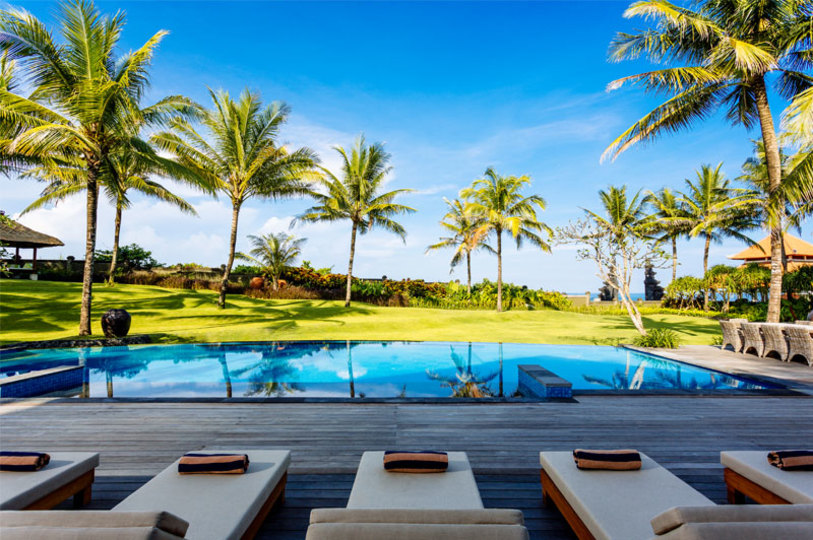 Secluded 5-Star Luxury by the Ocean – Bali Villa 1018