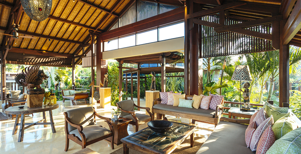Secluded 5-Star Luxury by the Ocean – Bali Villa 1018