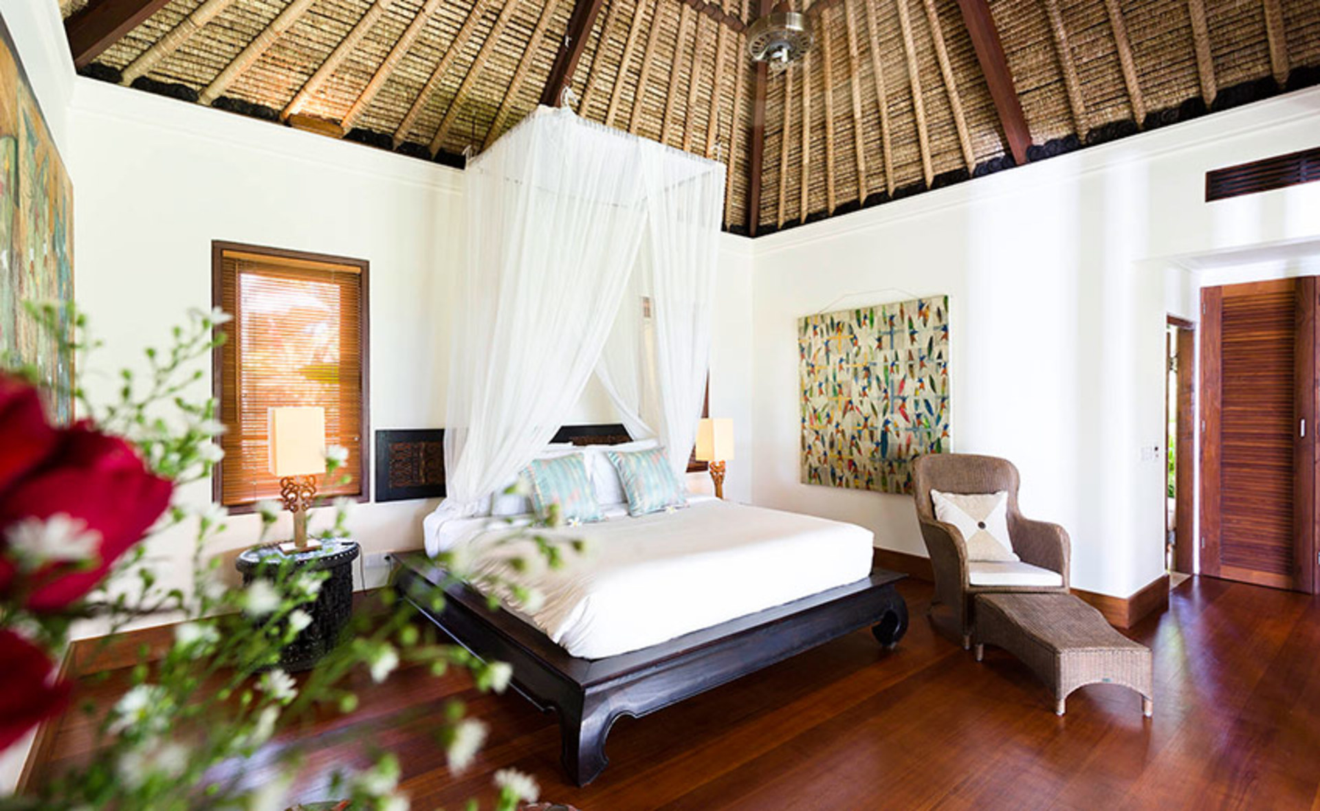 Bali Villa 1023: Ocean Bliss & Poolside Serenity