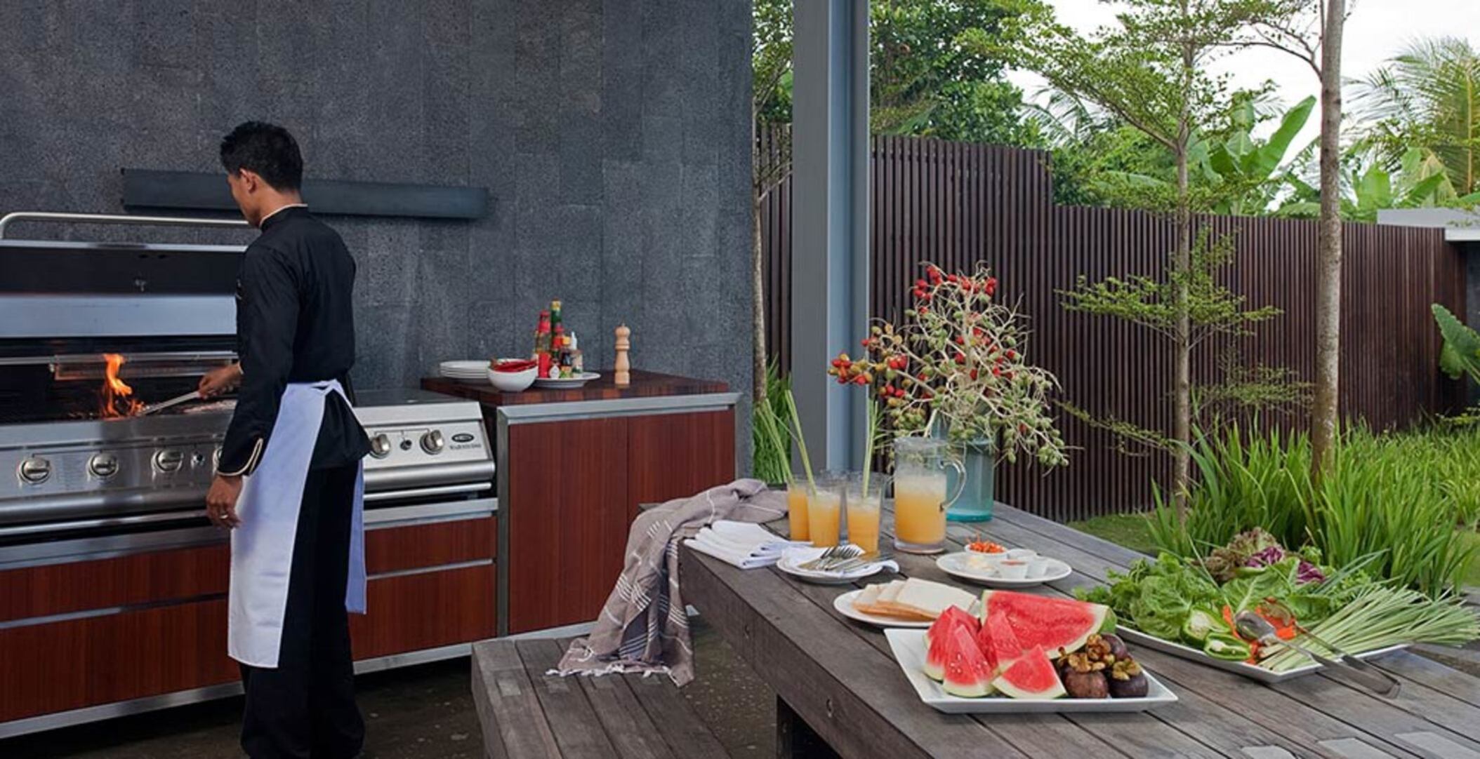 Sanctuary of Green and Glamour – Bali Villa 1024