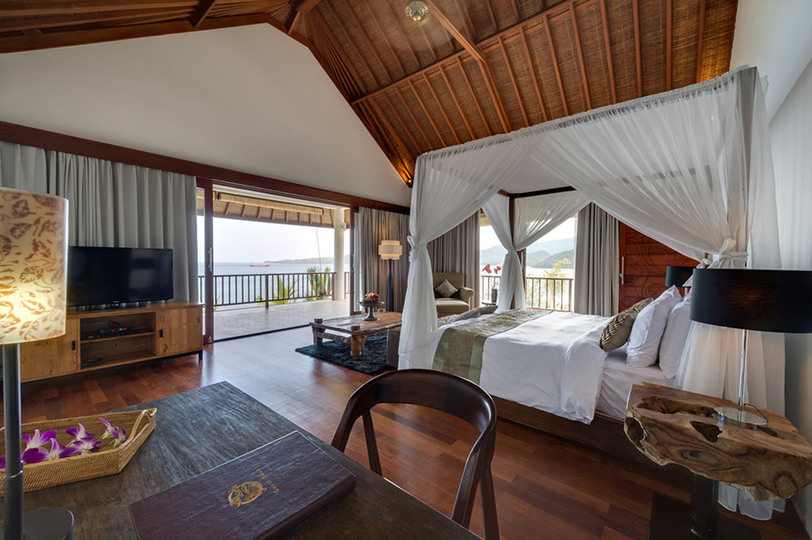 Scenic Hilltop Escape with Private Pool – Bali Villa 1030