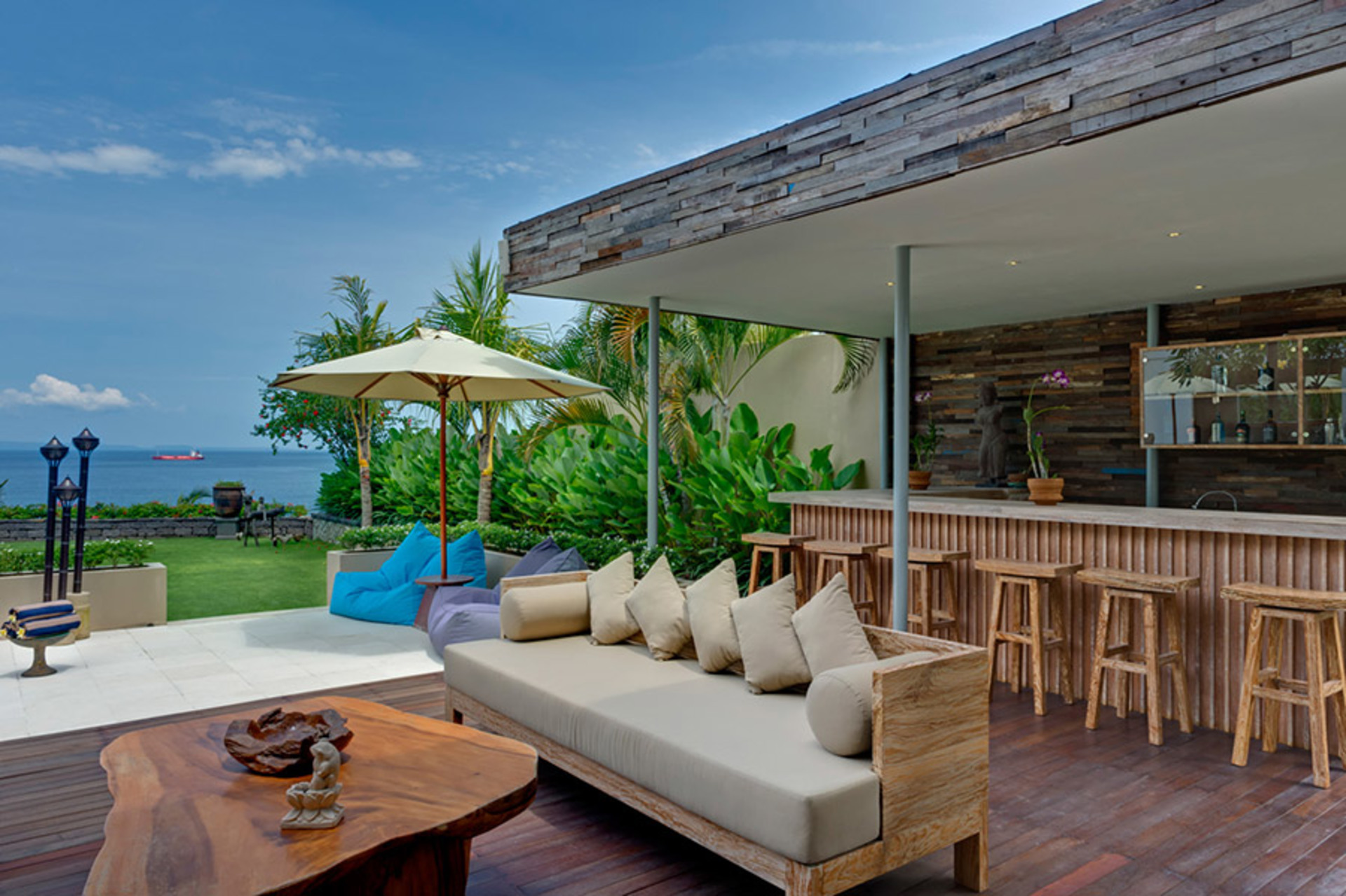 Scenic Hilltop Escape with Private Pool – Bali Villa 1030