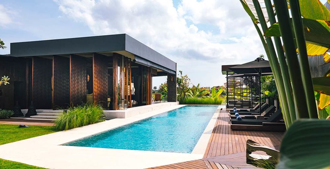 Modern Oasis by the Sea – Bali Villa 1032