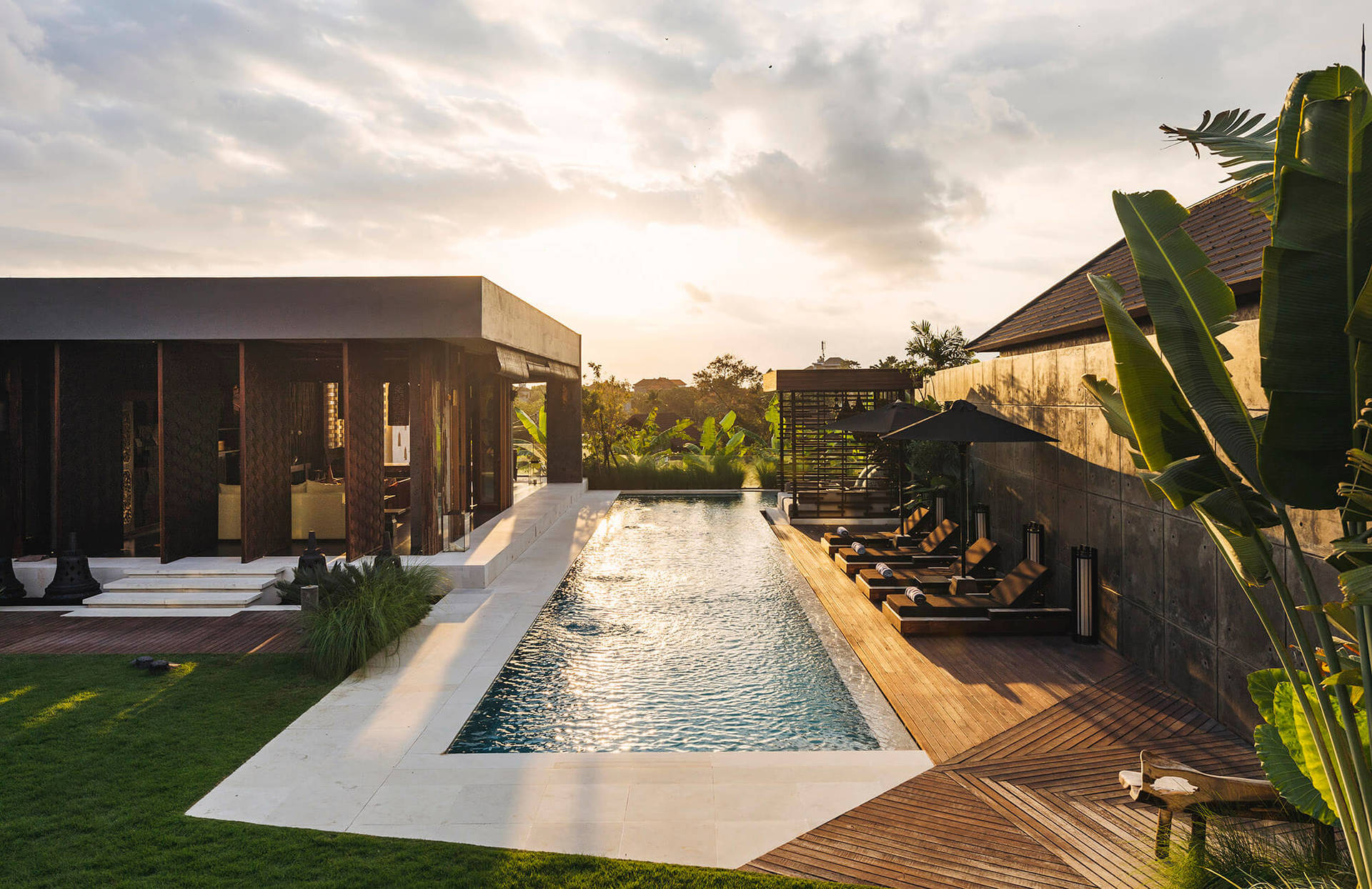 Modern Oasis by the Sea – Bali Villa 1032