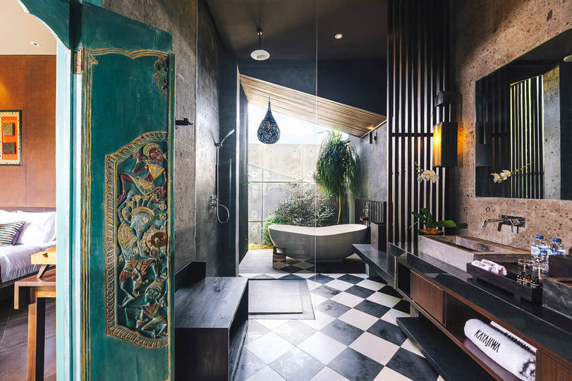 Modern Oasis by the Sea – Bali Villa 1032
