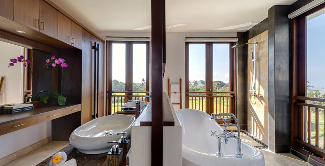 Luxury Ocean-View Retreat in Canggu – Bali Villa 1038