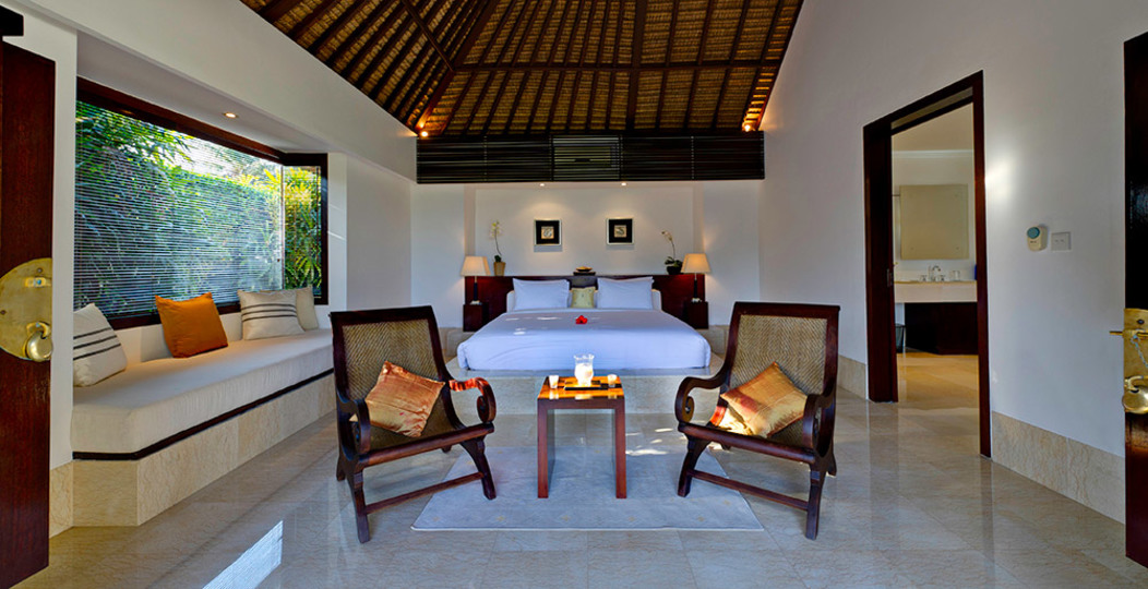 Private Beachside Escape with Lush Grounds – Bali Villa 1044
