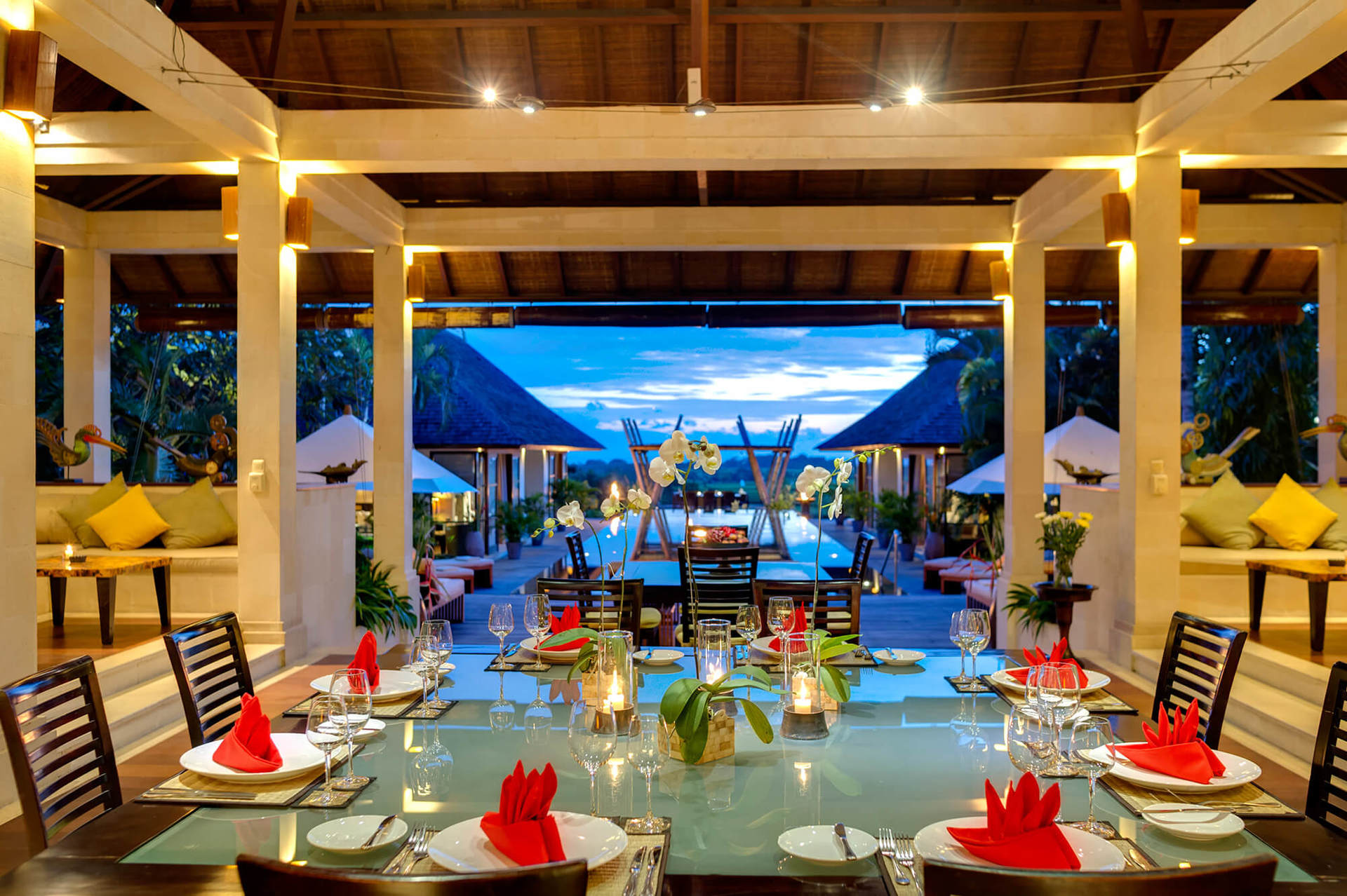Elegance in Every Sunset – Bali Villa 1047