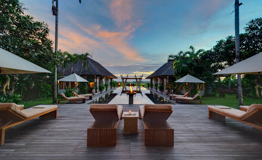 Elegance in Every Sunset – Bali Villa 1047