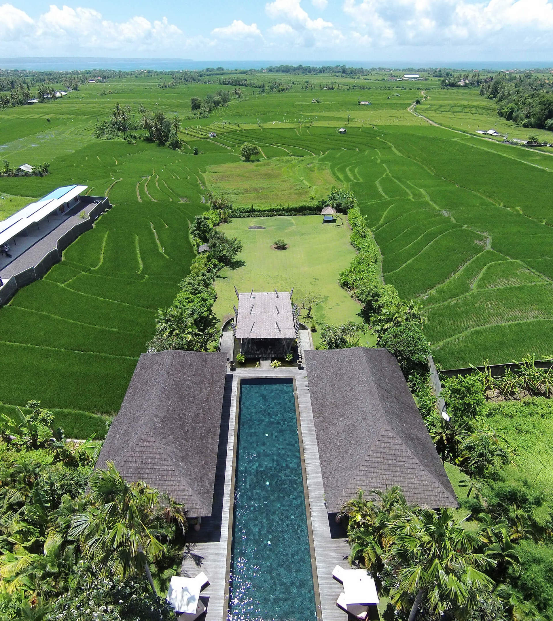 Elegance in Every Sunset – Bali Villa 1047