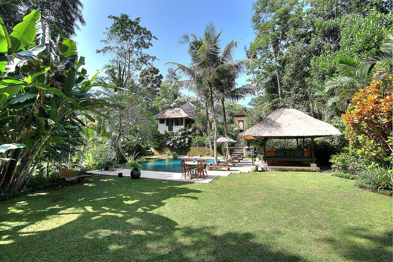 Luxury Hillside Retreat with Private Pool – Bali Villa 1049