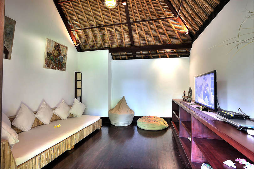 Luxury Hillside Retreat with Private Pool – Bali Villa 1049