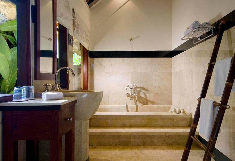 Luxury Hillside Retreat with Private Pool – Bali Villa 1049