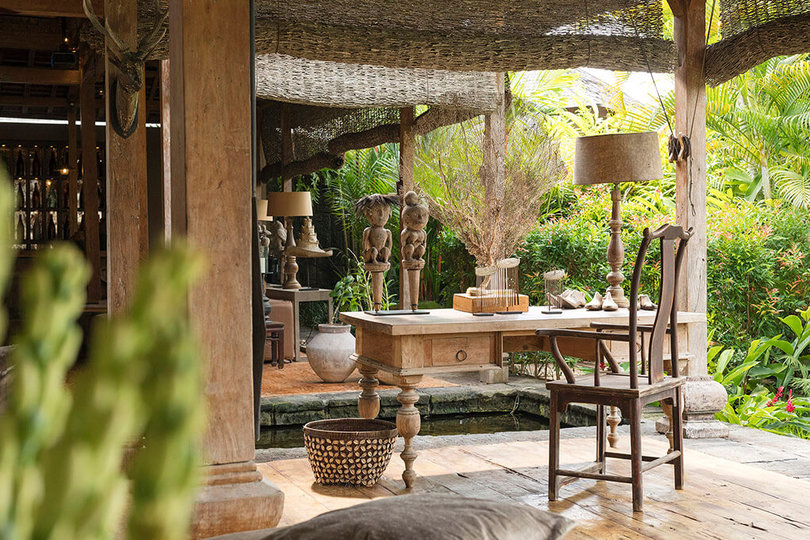 Seaside Luxury with Cultural Charm – Bali Villa 1054