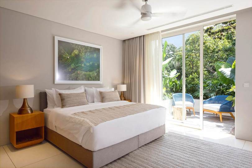 Glamorous Beachside Escape in Seminyak, Bali Villa 1055
