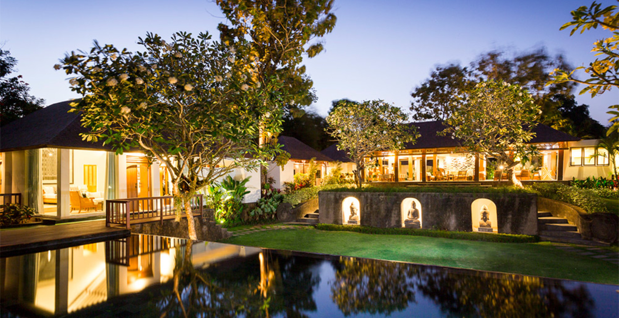 Elegant Tropical Escape –  Bali Villa 1063