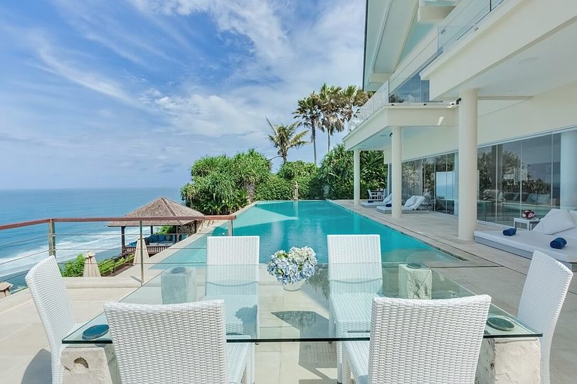 Cliffside Retreat with Pool & Ocean Views – Bali Villa 1065