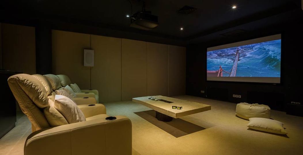 Cliffside Retreat with Pool & Ocean Views – Bali Villa 1065