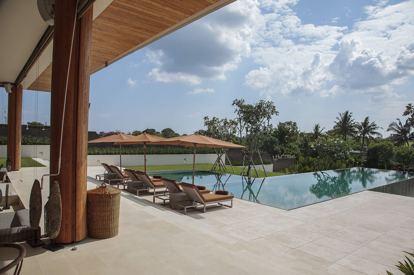 Where Tranquility Meets Luxury – Bali Villa 1071