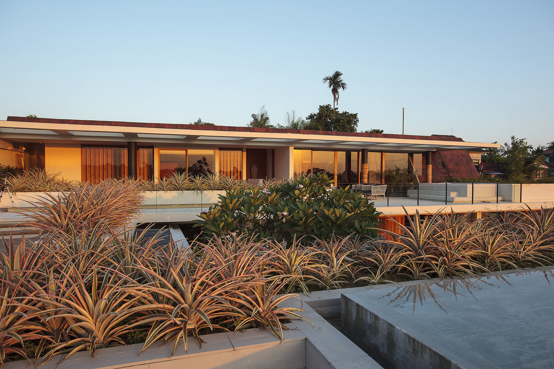 Where Tranquility Meets Luxury – Bali Villa 1071