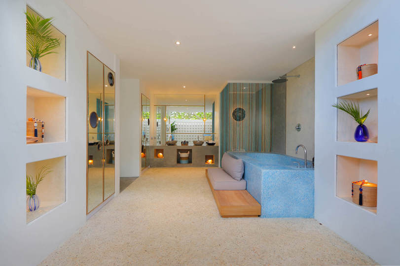 Steps from the Sea, Wrapped in Luxury – Bali Villa 1073