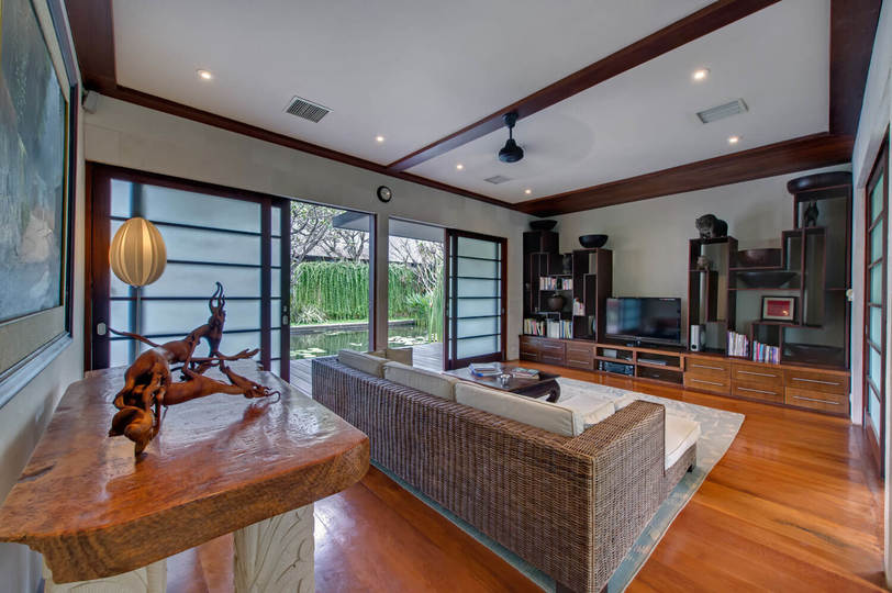 Luxury Rooted in Serenity – Bali Villa 1074