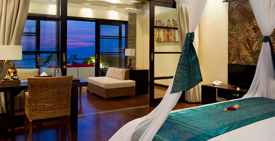 Beachfront Bliss Awaits You – Bali Villa 1076