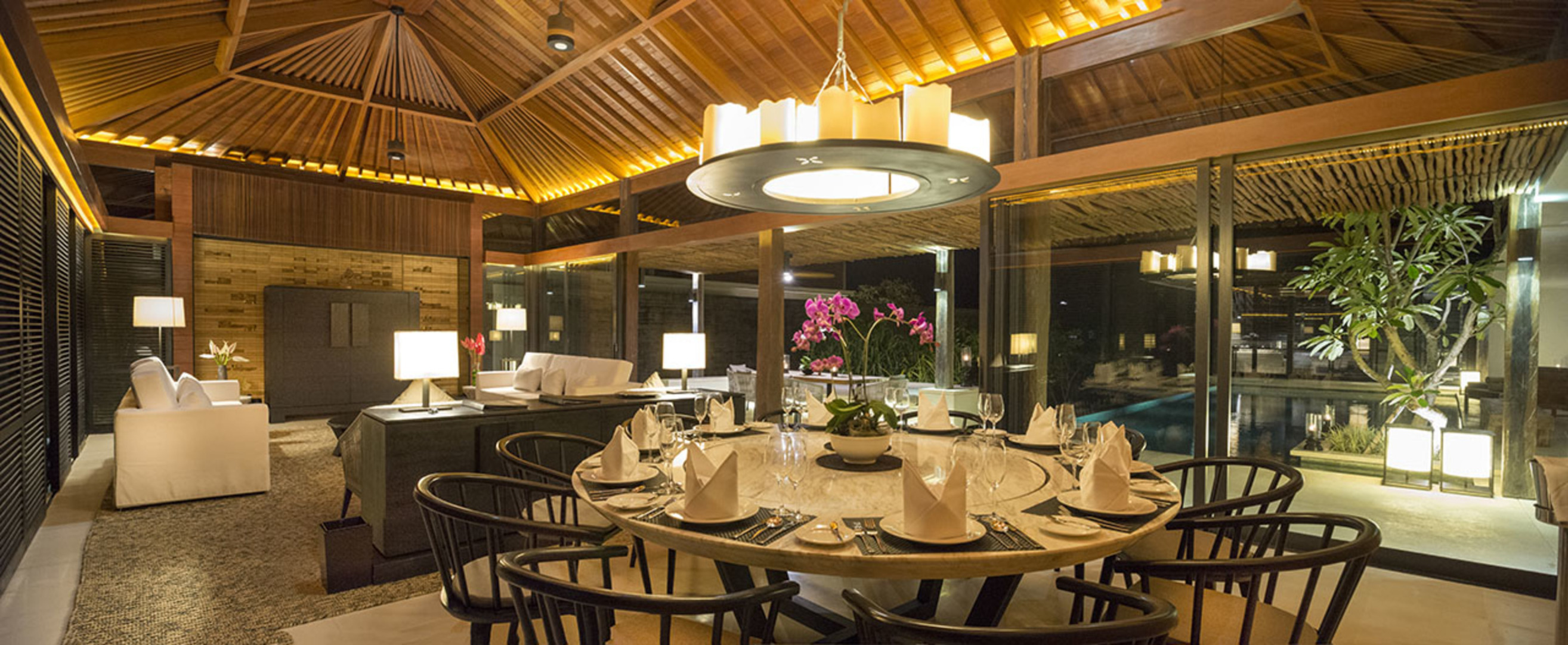 Bali Villa 1082: Cliffside Luxury with Ocean Views