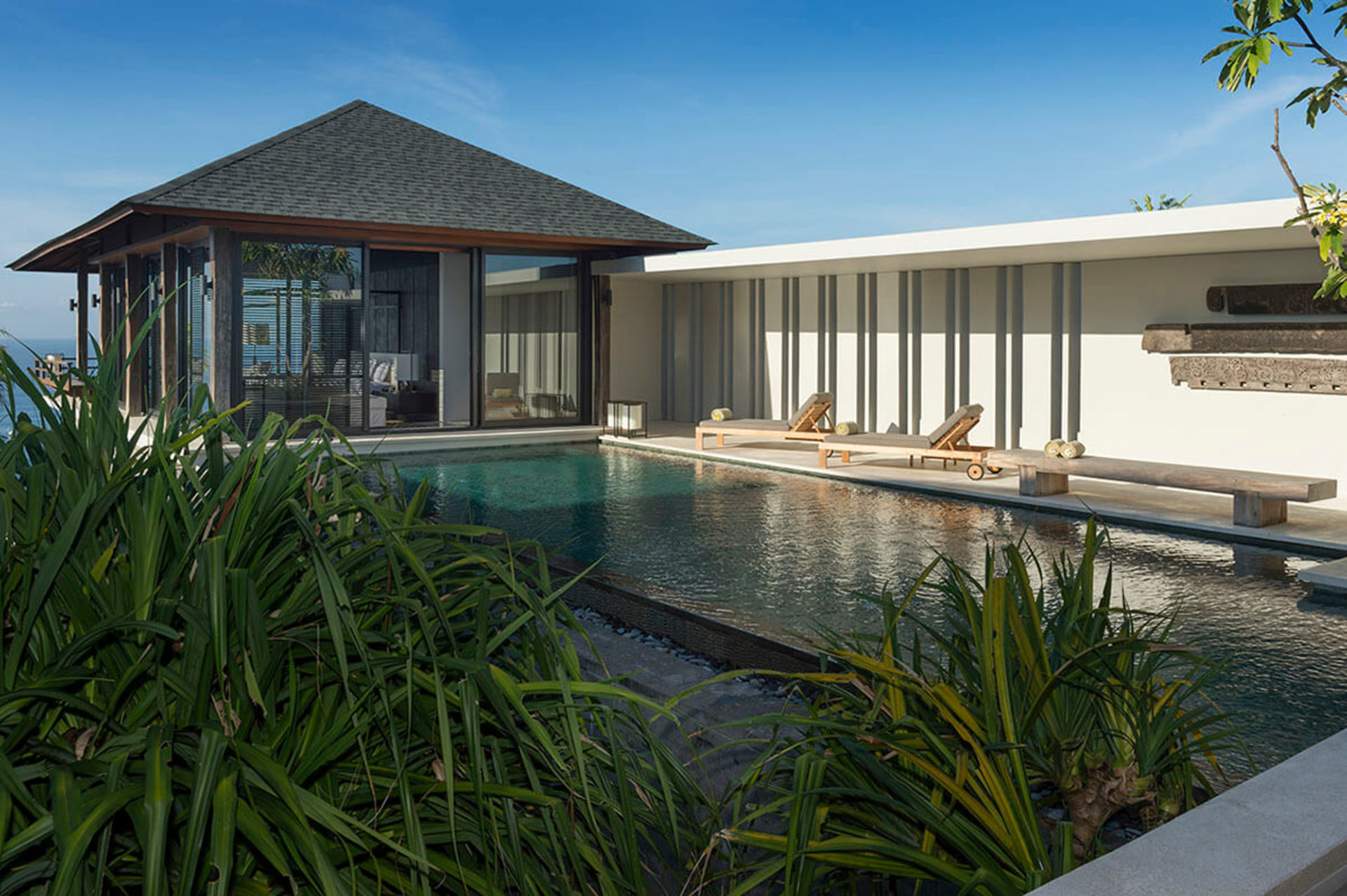 Bali Villa 1082: Cliffside Luxury with Ocean Views