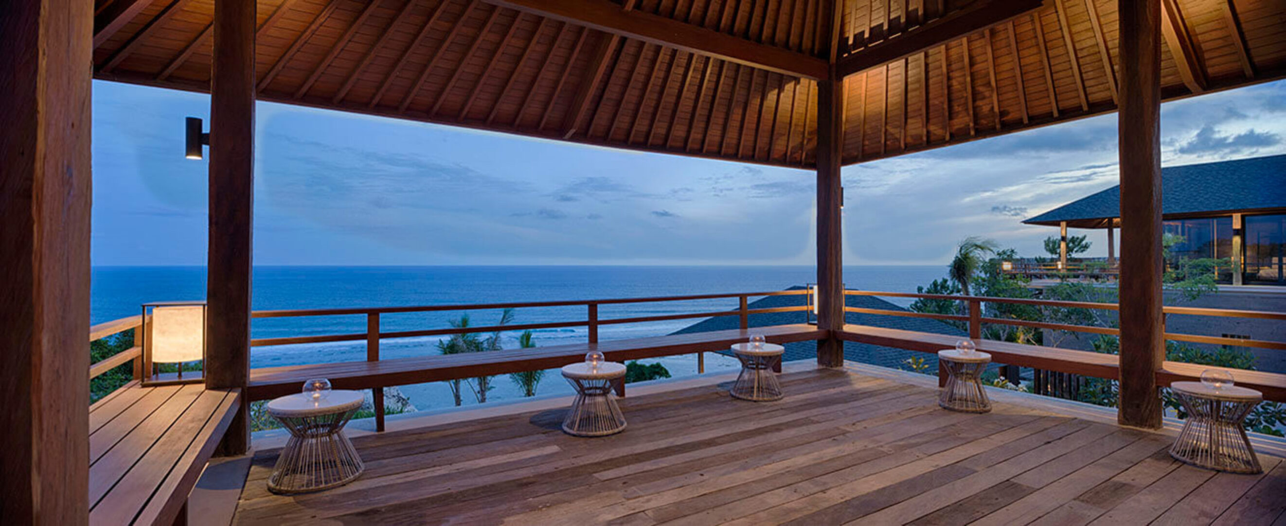 Exclusive Cliffside Retreat – Bali Villa 1083