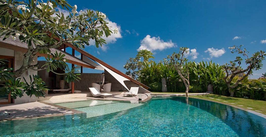 Dreamy Seminyak Hideaway by the Sea – Villa 1086