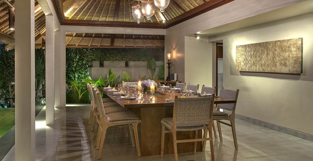 Luxury by the Ocean’s Edge – Bali Villa 1087