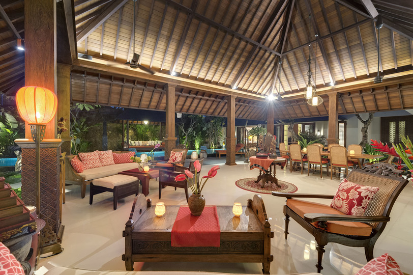 Tranquil Luxury Escape Near Seminyak – Bali Villa 1092