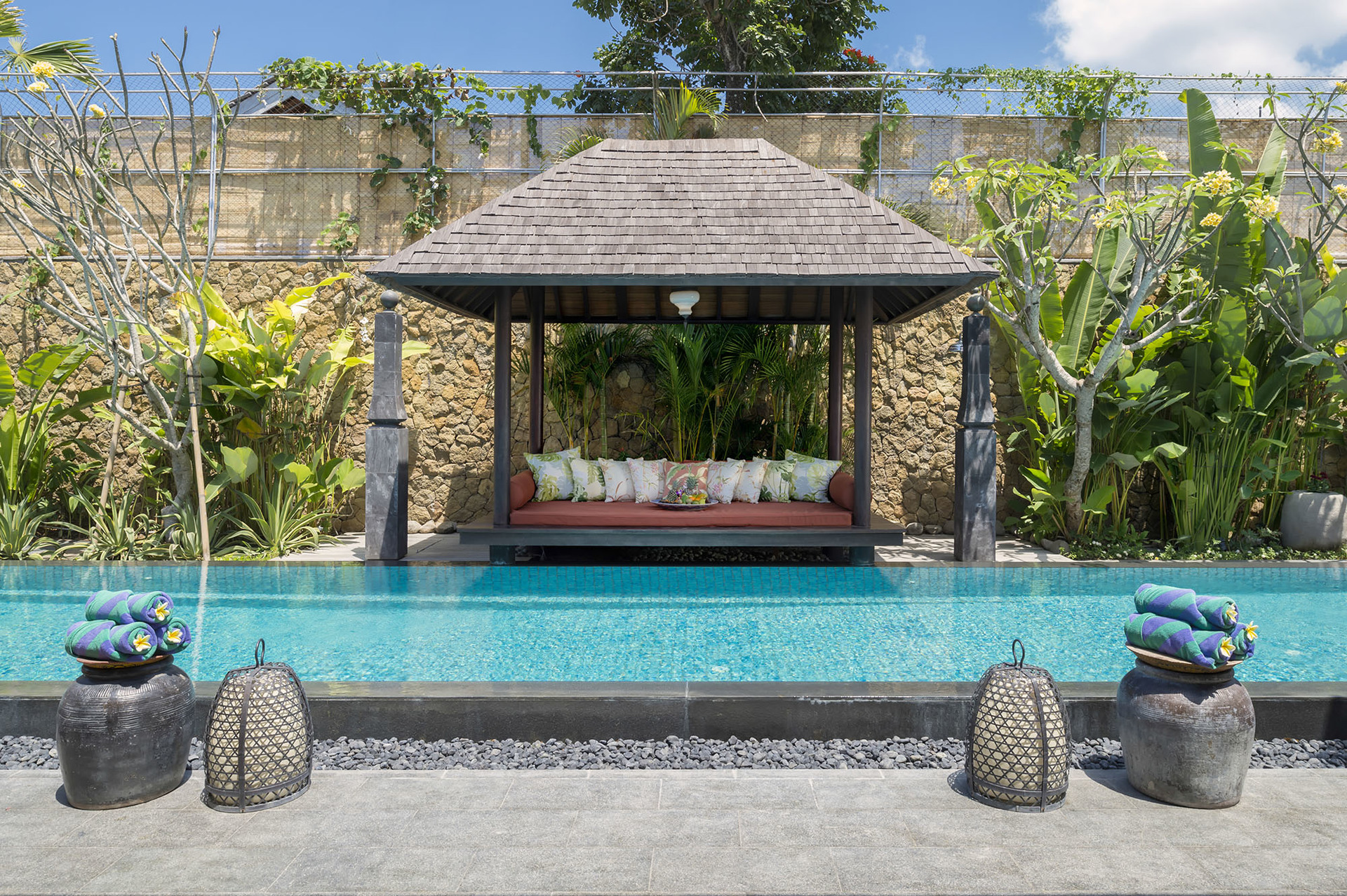 Tranquil Luxury Escape Near Seminyak – Bali Villa 1092