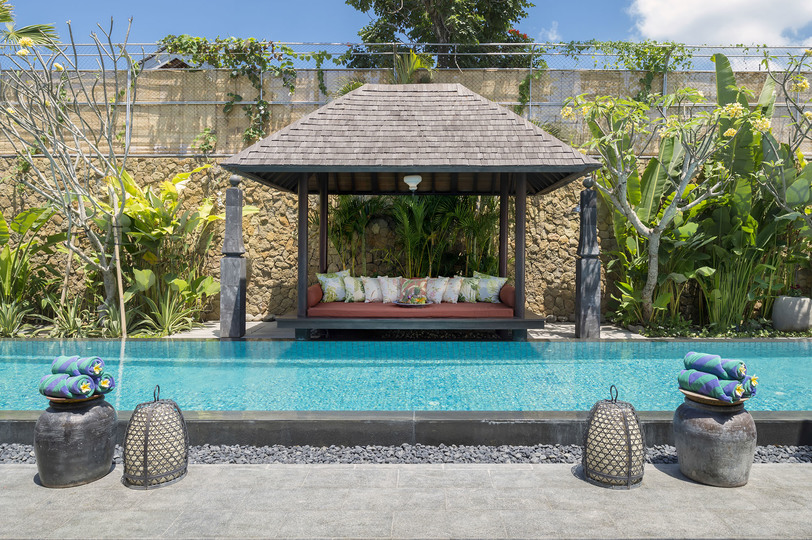 Tranquil Luxury Escape Near Seminyak – Bali Villa 1092