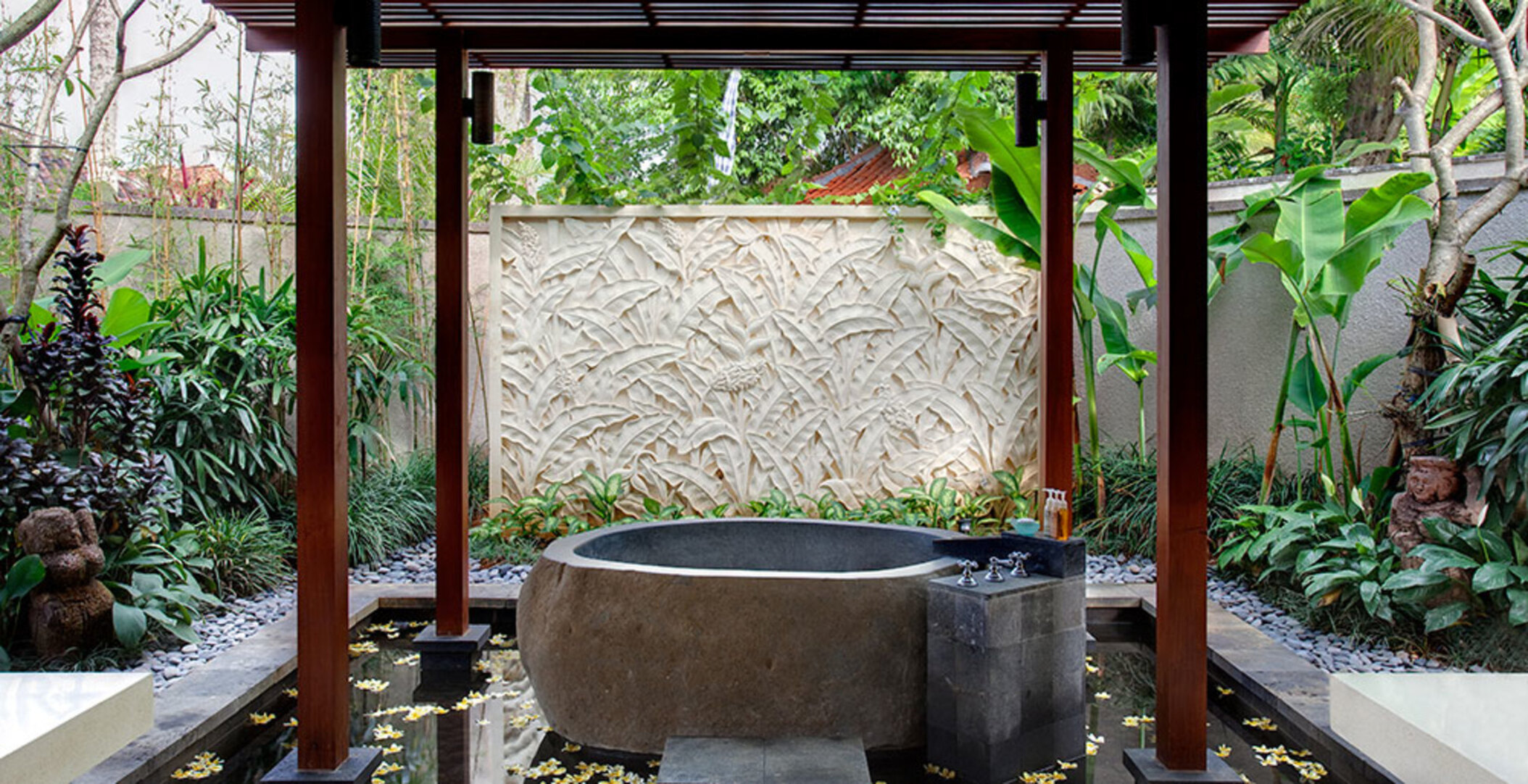 Secluded Comfort, Steps from the Beach – Bali Villa 1096