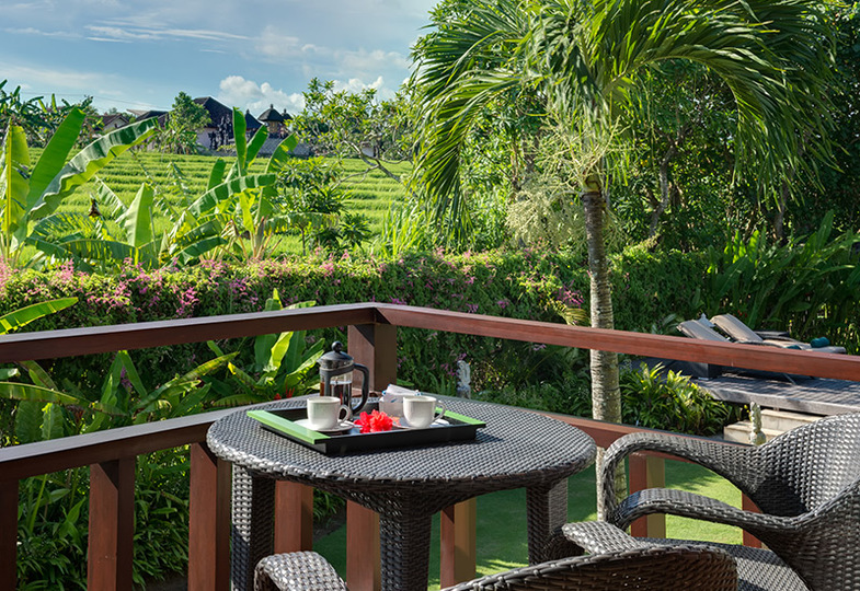 Serene Luxury Retreat with Poolside Bliss – Villa 1097