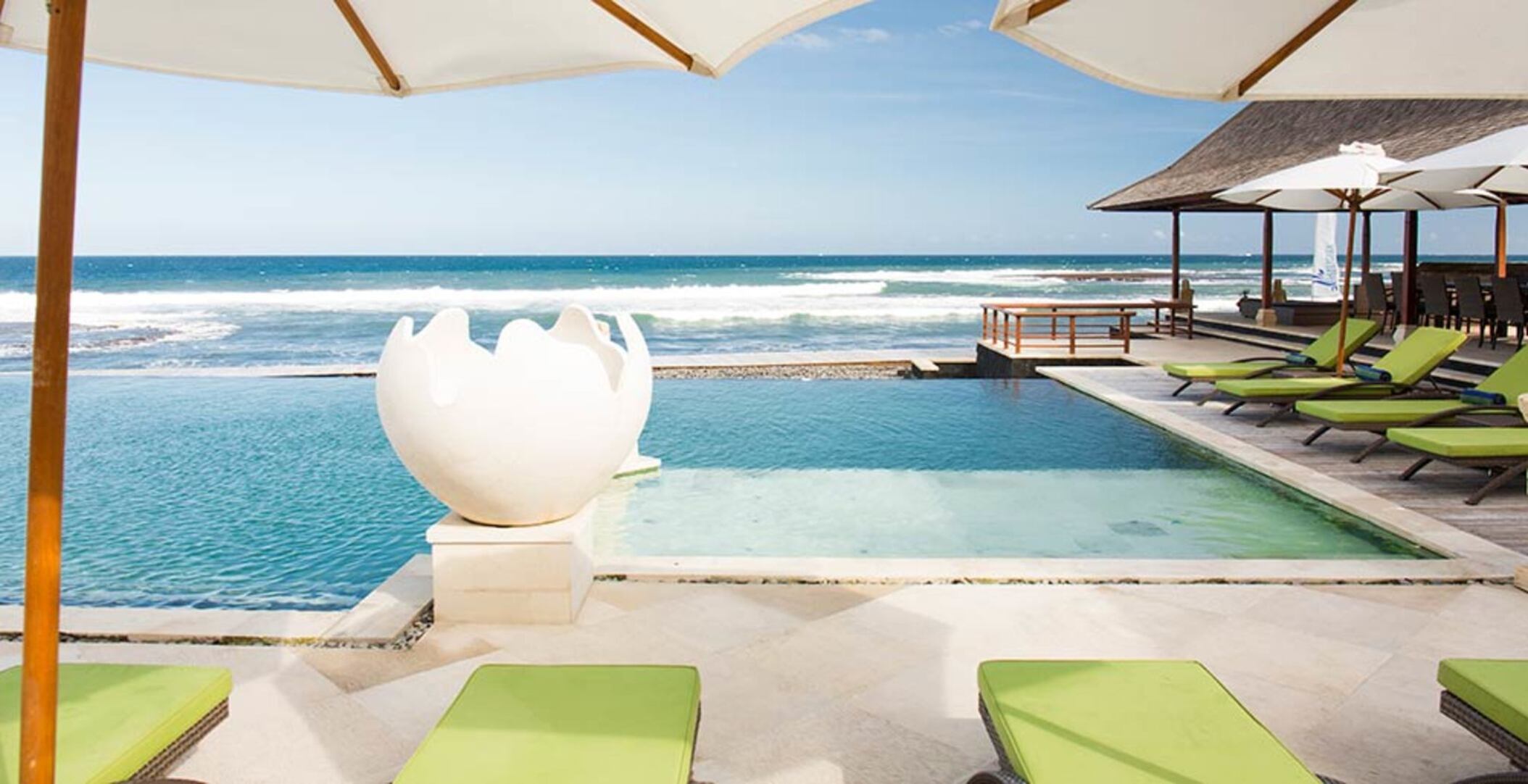 Private Beachfront Escape – Bali Villa 1115