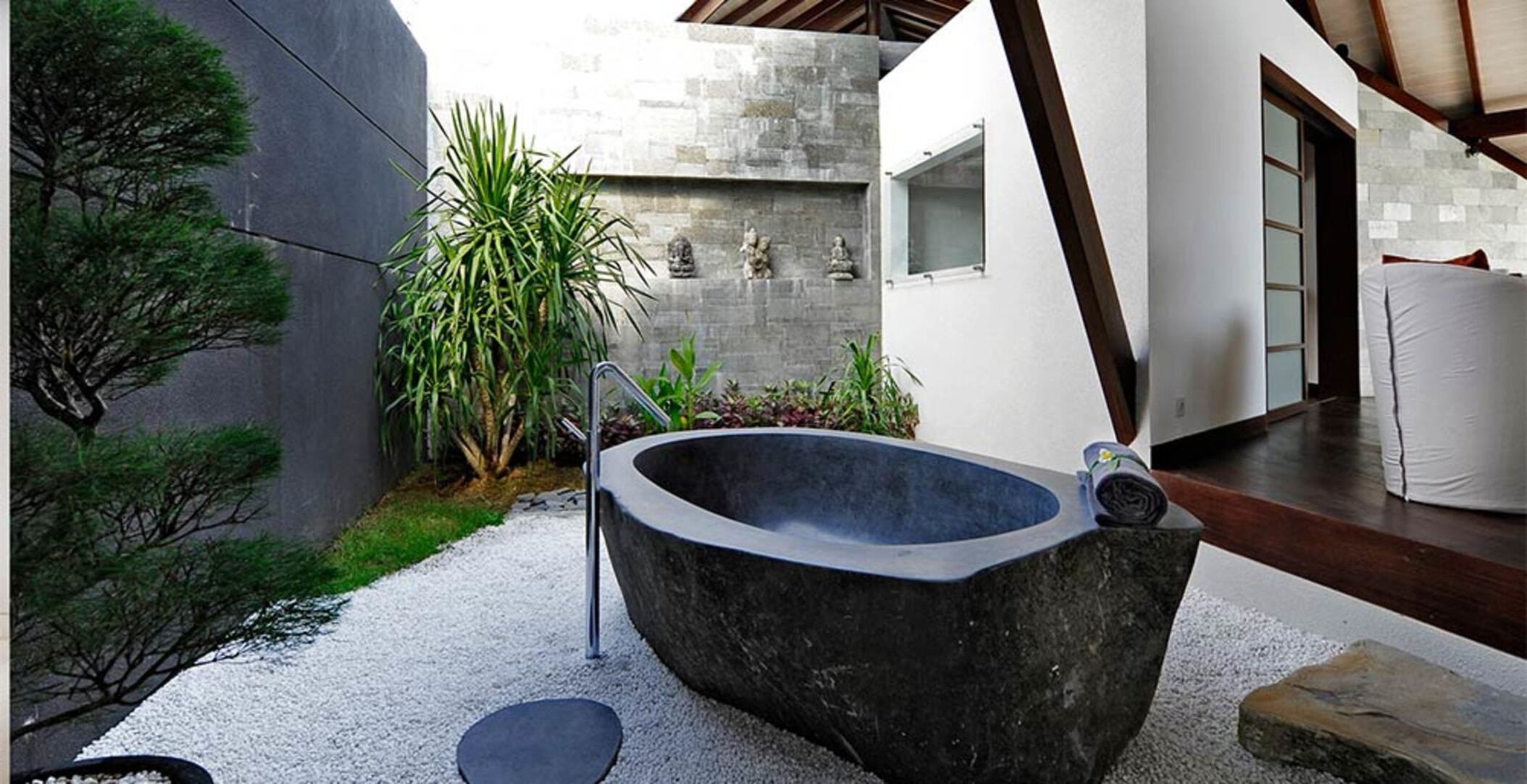 Luxury Villa Near Beach - Bali Villa 1120