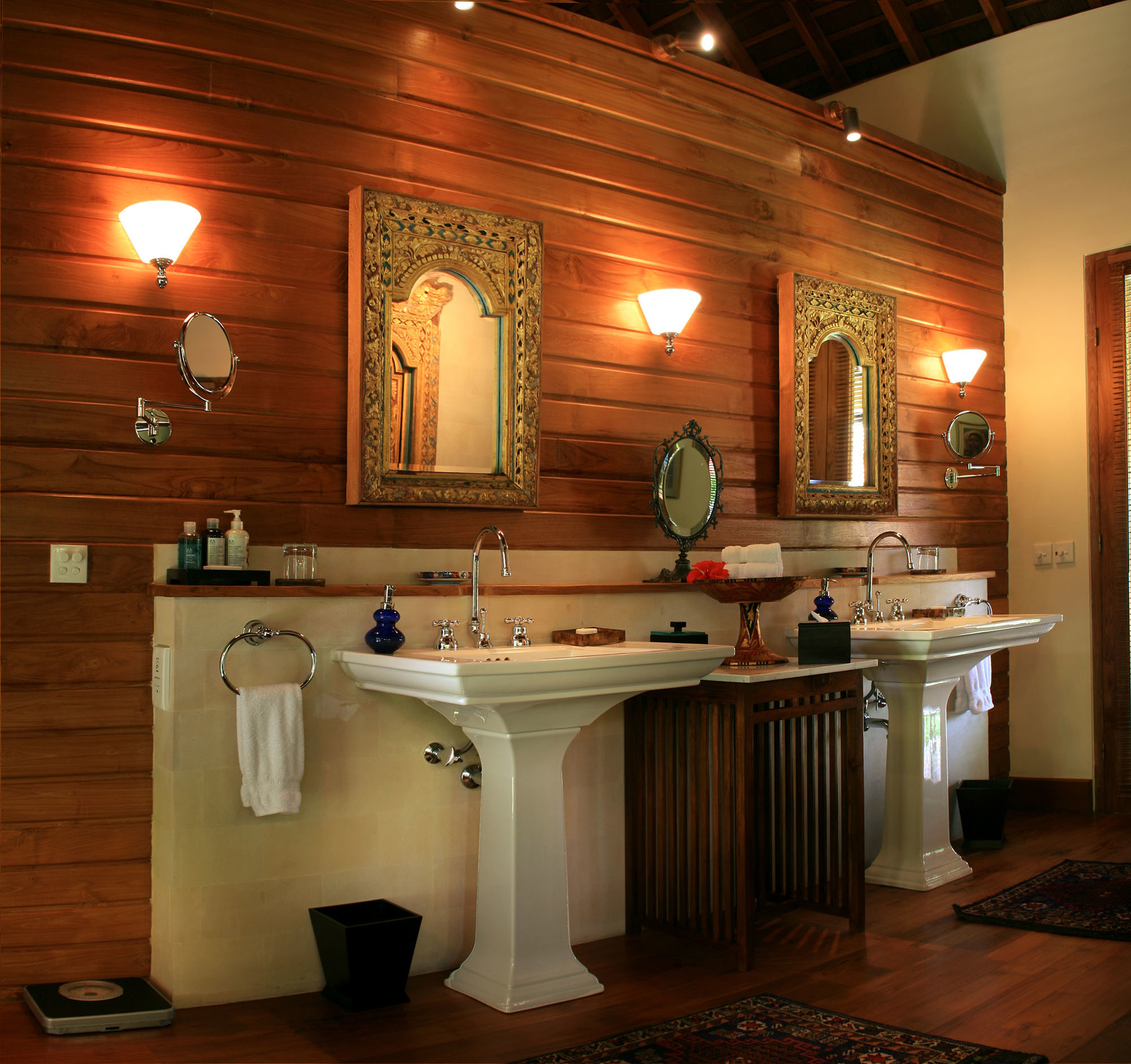 Serene luxury in lush gardens, Bali Villa 1124