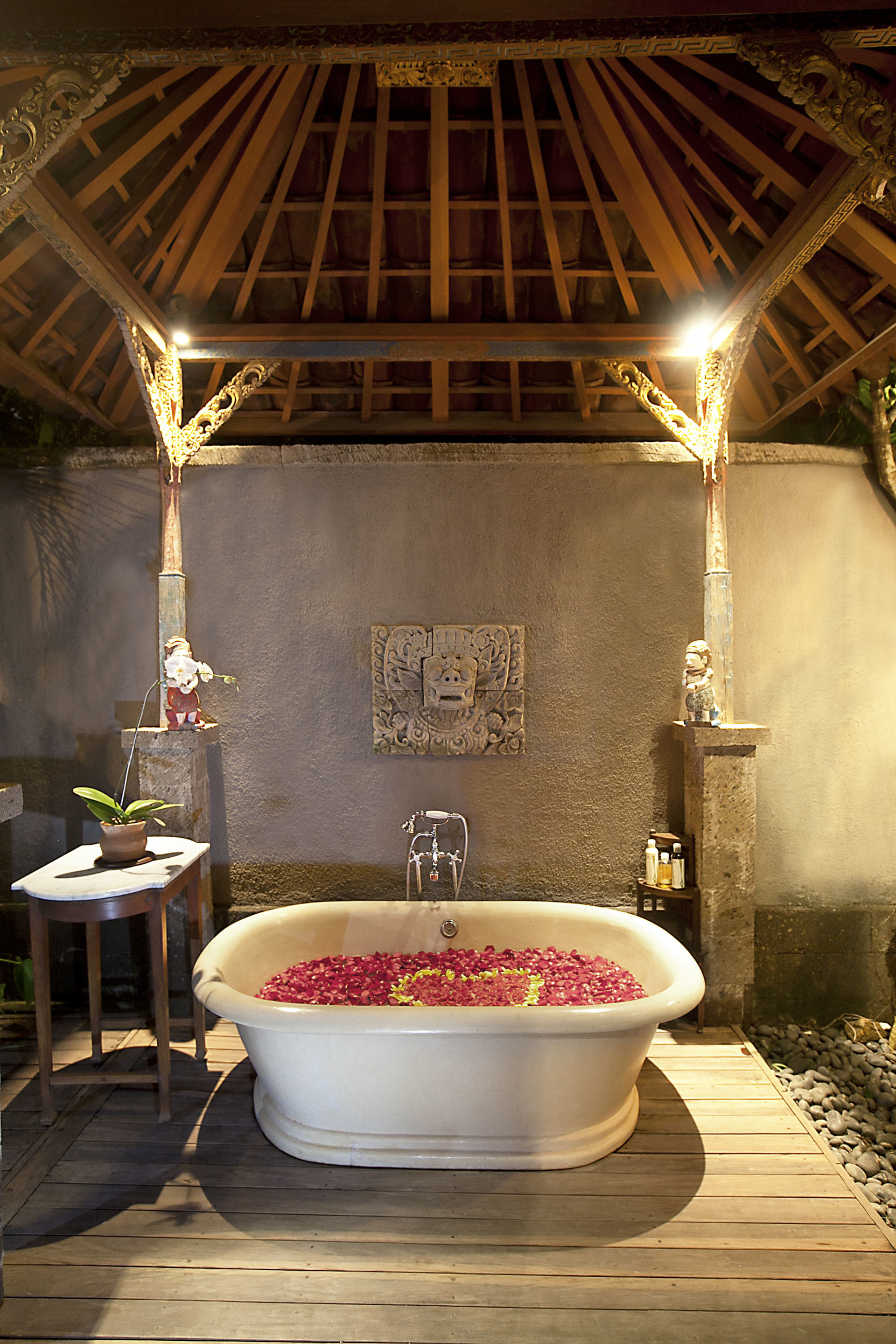 Serene luxury in lush gardens, Bali Villa 1124