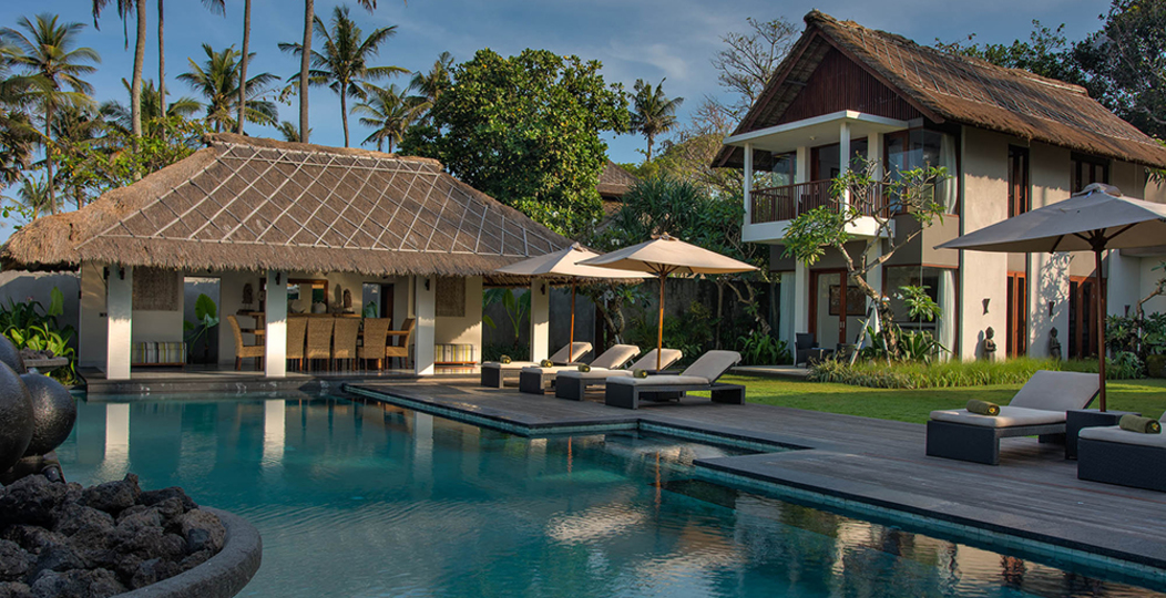 Rent a Luxury Villa in Bali Close to the Beach, Bali Villa 1130