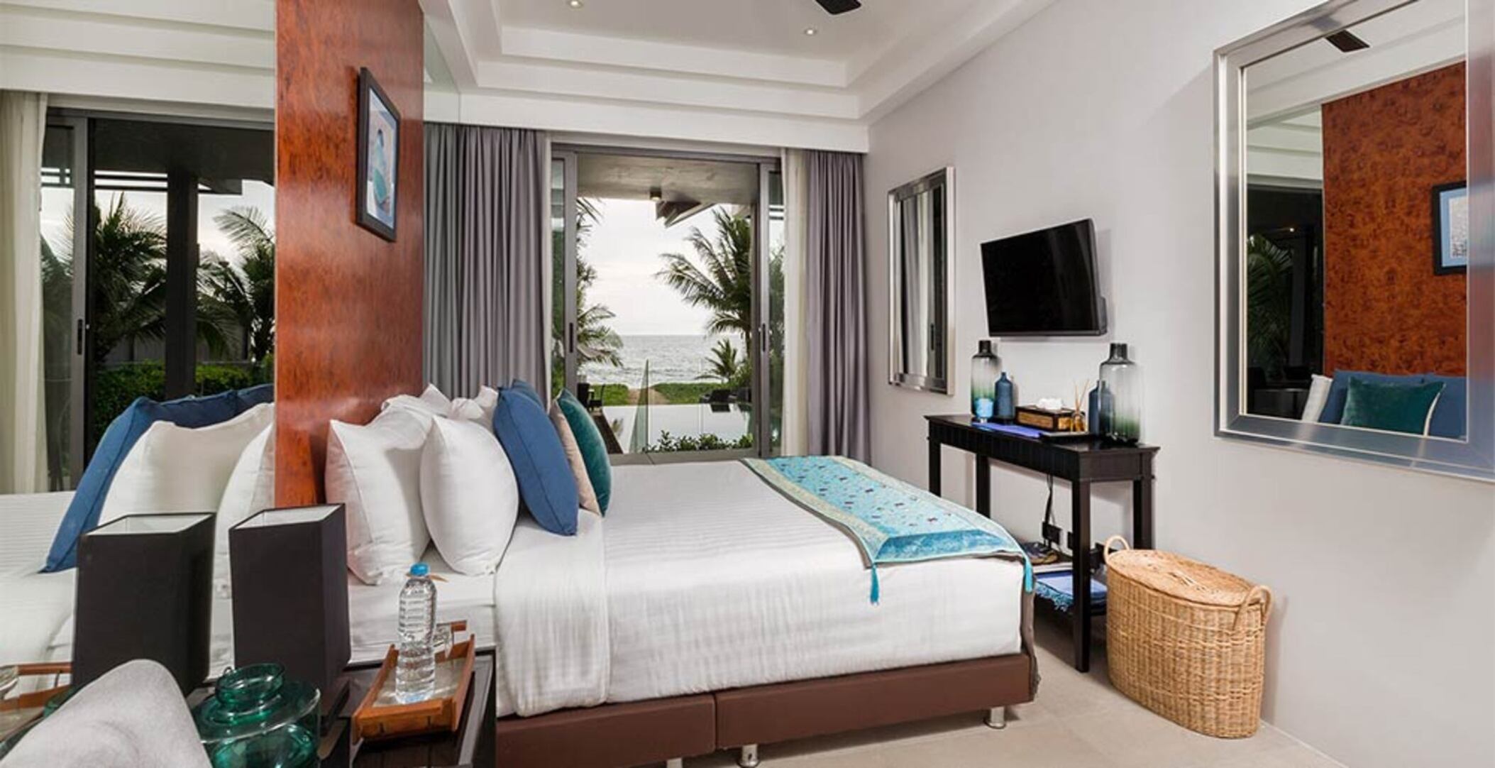 Your Friends Will Love This Luxury Villa, Fully Staffed and Private Chef, Phuket Villa 1009