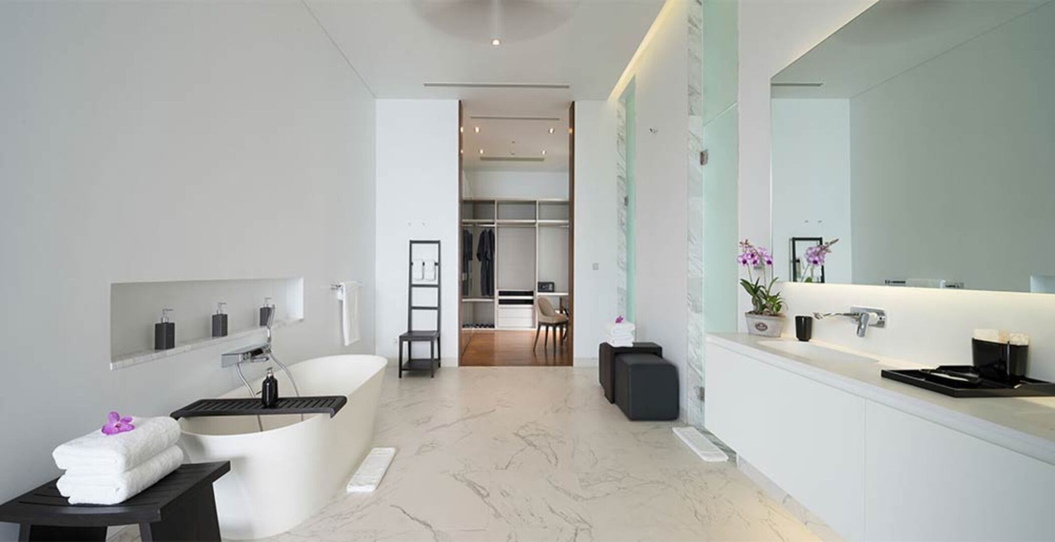 Your Friends Will Love This Luxury Villa, Fully Staffed and Private Chef,  Phuket Villa 1035