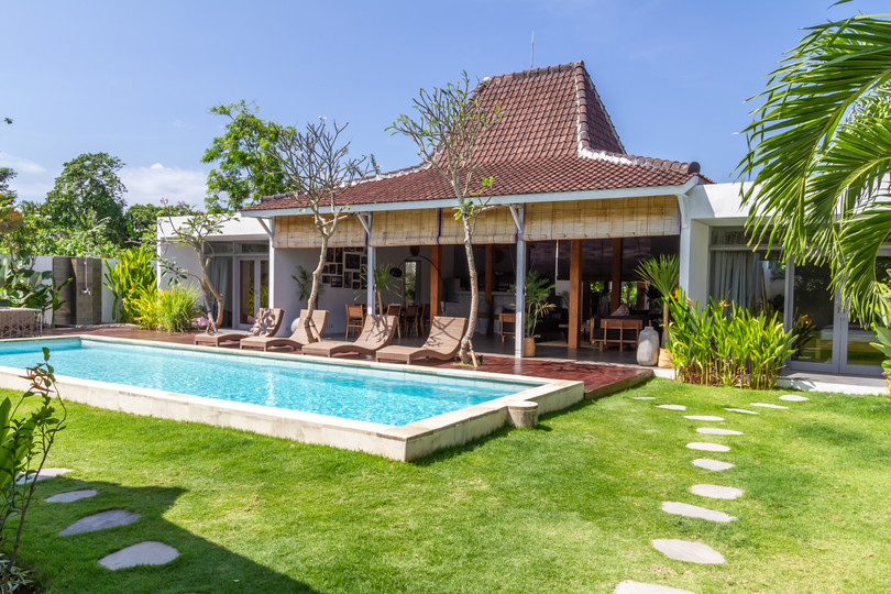 Rent Your 5 Star Private Villa in Seminyak, Bali Villa 1153