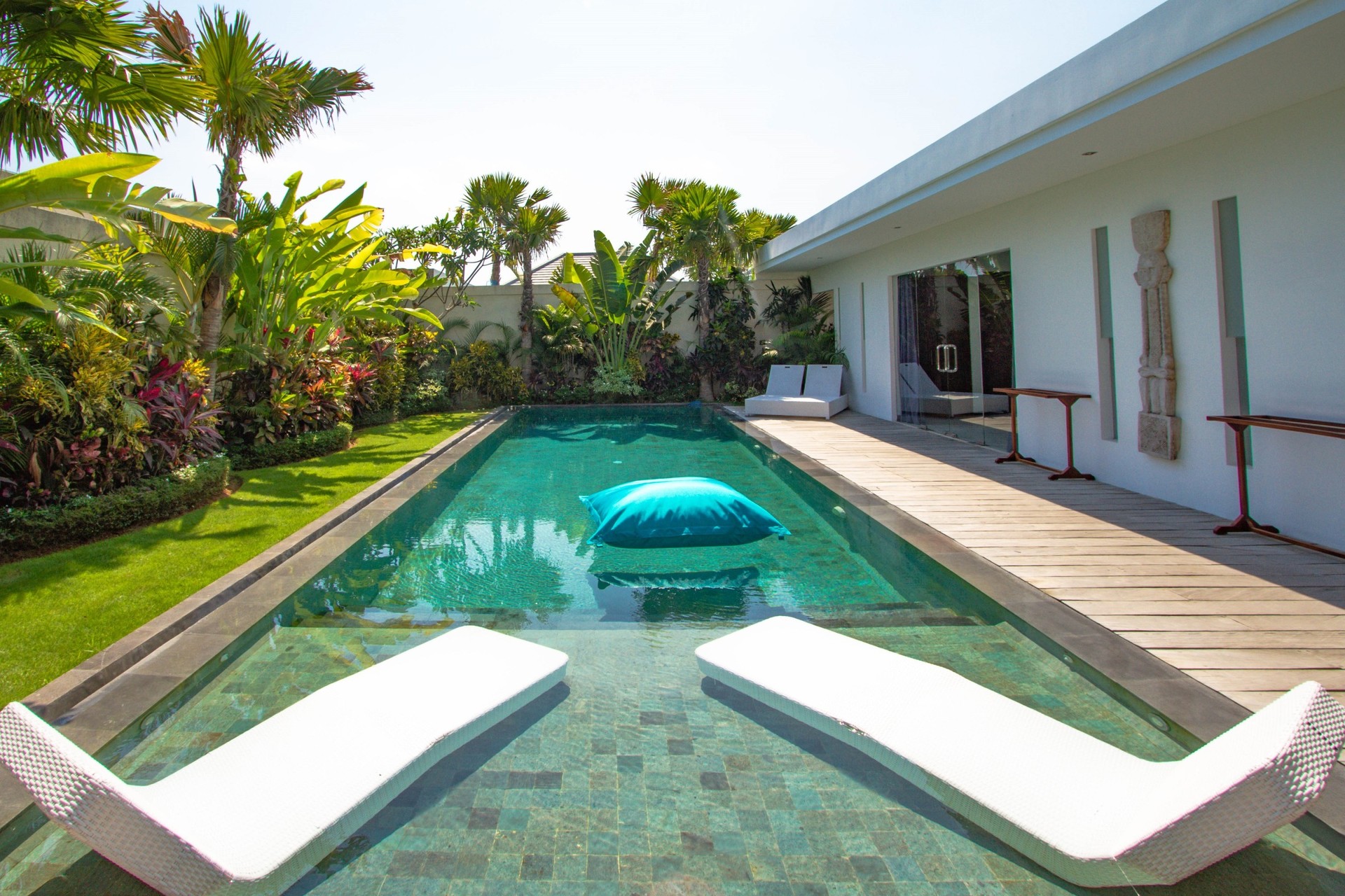 Exclusive Holiday Villa with Pool and Staff, Bali Villa 1156