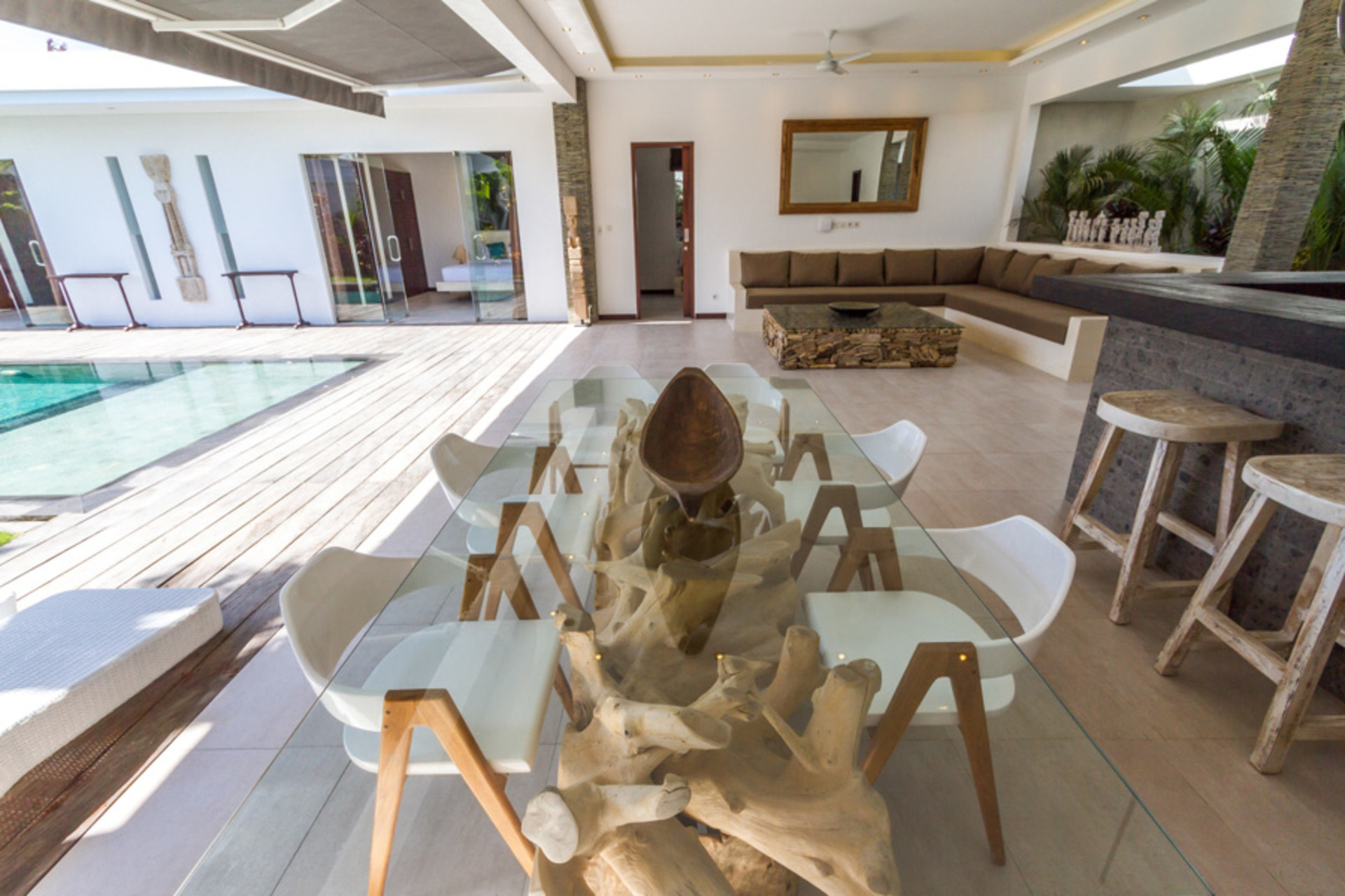 Luxury 3-Bedroom Villa Near Seminyak Attractions, Bali Villa 1157