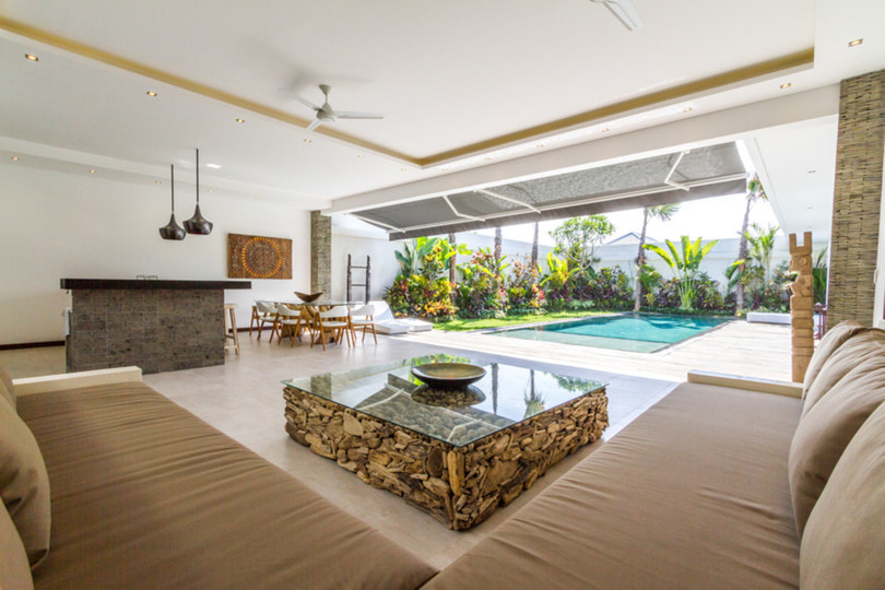 Luxury 3-Bedroom Villa Near Seminyak Attractions, Bali Villa 1157