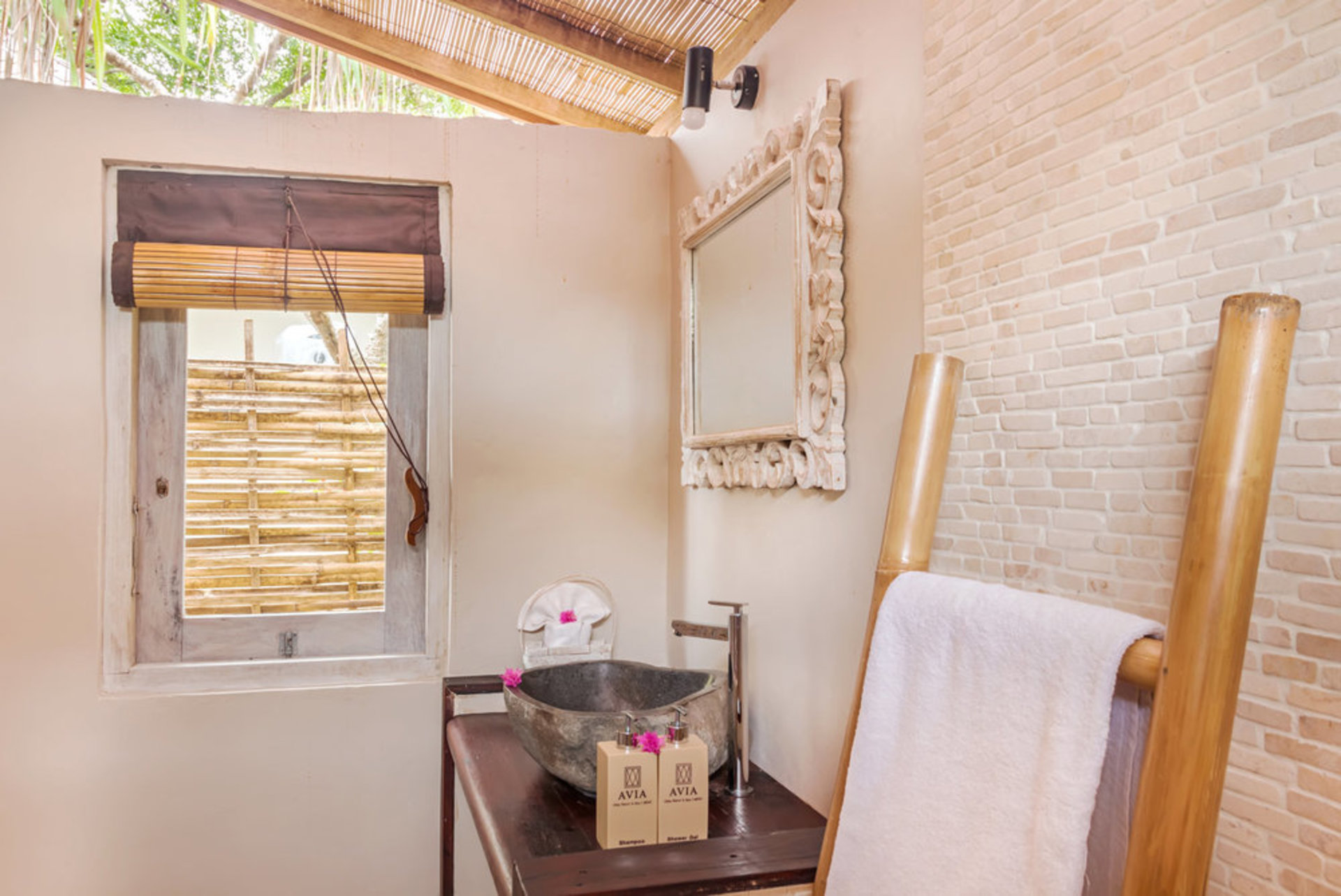 Luxury 5BR Family Villa Near Seminyak, Bali Villa 1167